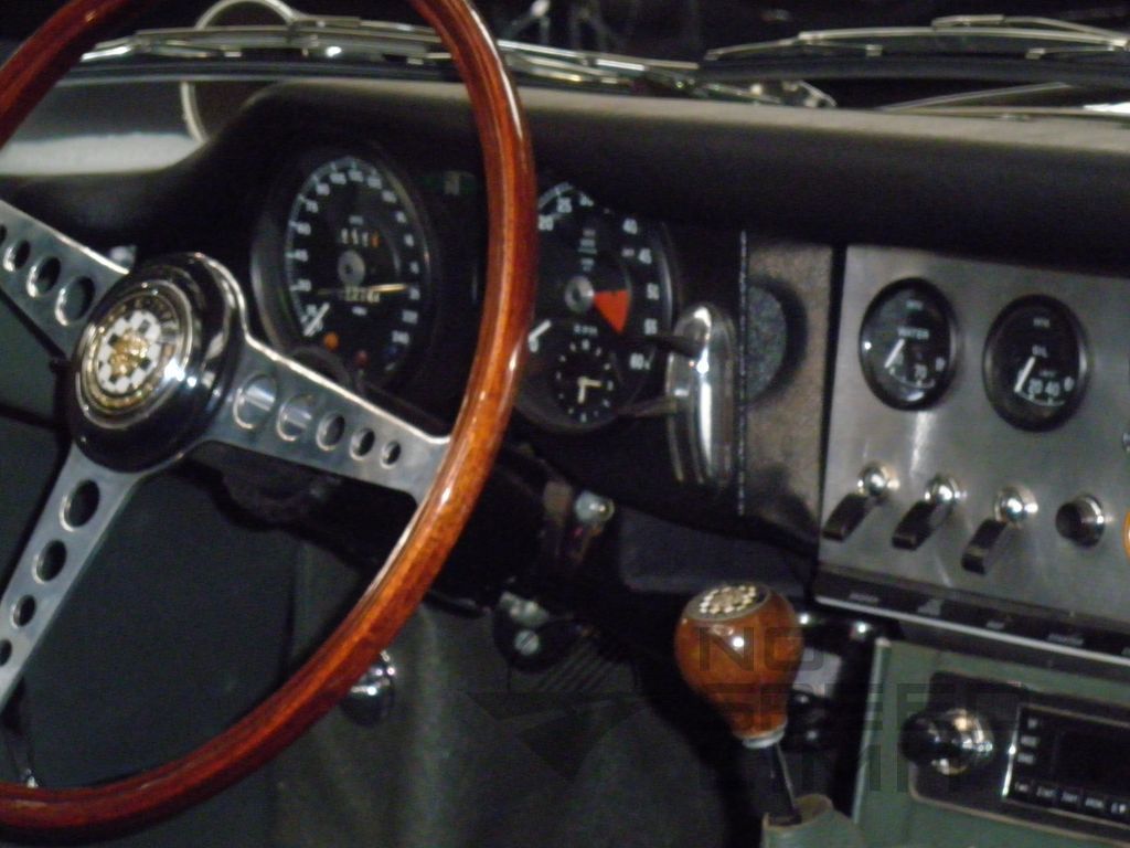 Jaguar_E_60 
